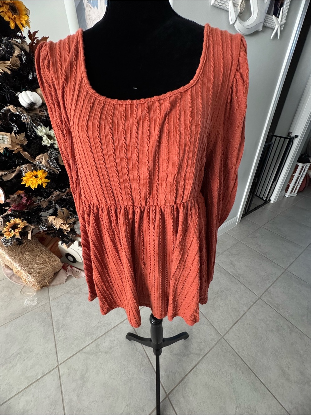 SHEIN Rust Textured Peplum Long-Sleeve Tunic
